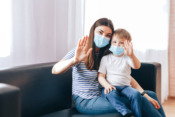 Mom and son are quarantined at home - Photo, Image