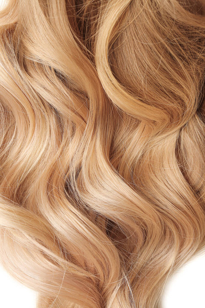 Hermoso cabello rubio sobre fondo blanco
 - Foto, Imagen