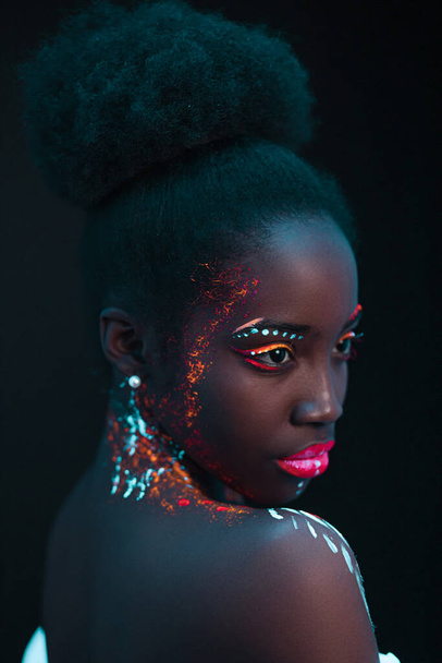 young sensual woman in fluorescent paint makeup - Valokuva, kuva