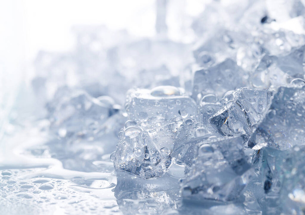 ice cubes on white background - Foto, Imagem