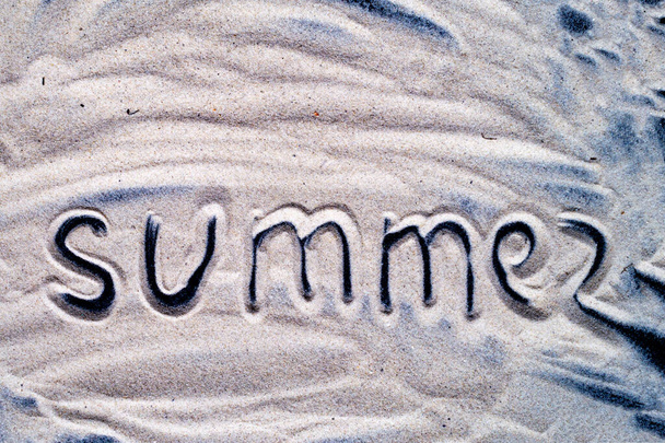 Напис літо на морському піску крупним планом
 - Фото, зображення