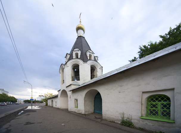 Vieille église dans le centre-ville de Pskov, Russie
 - Photo, image