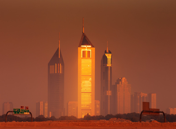 στον ορίζοντα του Ντουμπάι όπως φαίνεται από τις Μπίζνες Μπέι - Φωτογραφία, εικόνα