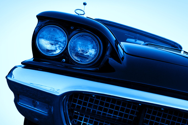 Vintage autó, és krómozott fényszóró - Fotó, kép