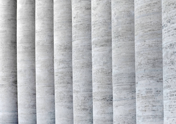 Мбаппе из зданий на площади Святого Петра в Ватикане, Риме, Европе
 - Фото, изображение