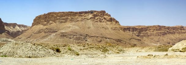 Kivi muodostumista kuuluisa Masada National Park muistomerkki
. - Valokuva, kuva