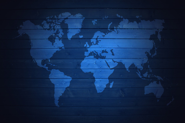 Mapa świata na tle niebieski ogrodzenia drewniane - Zdjęcie, obraz