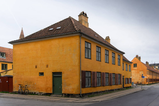 Nyboder, um bairro histórico da antiga caserna naval em Copenhague, Dinamarca
. - Foto, Imagem