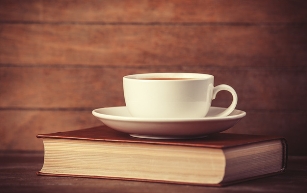 Tazza di caffè con libro
 - Foto, immagini
