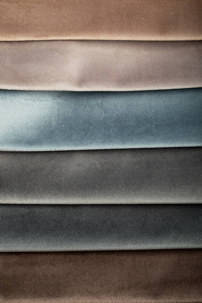 Blauw en grijs kleuring lederen weefsels in catalogus - Foto, afbeelding