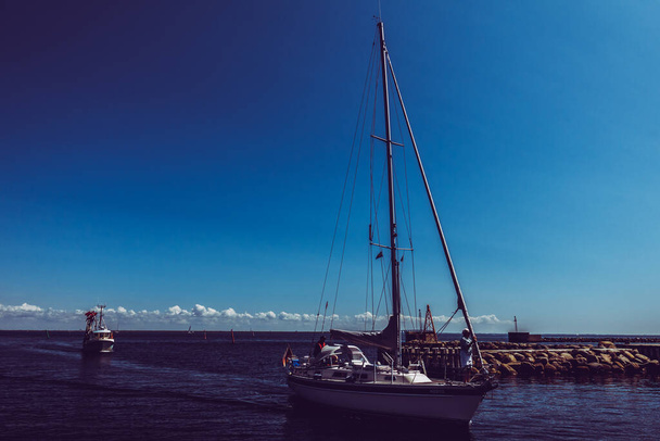 Όμορφο δανέζικο λιμάνι με γιοτ - Φωτογραφία, εικόνα