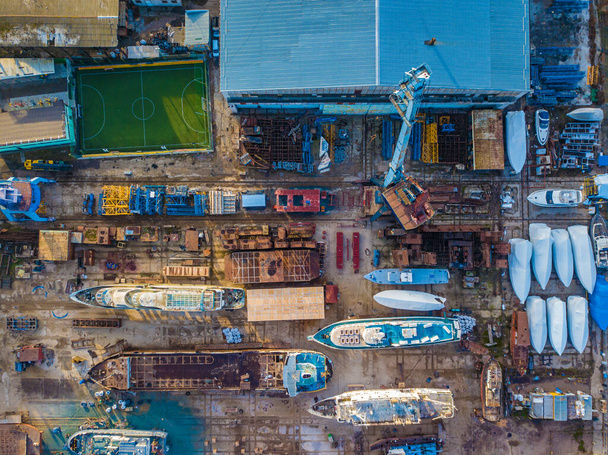 Aerial view. Boat repair plant - Foto, afbeelding