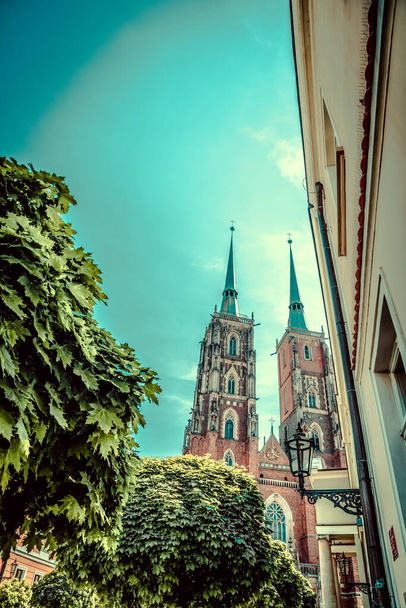 Wspaniała architektura i wrocławskie kościoły - Zdjęcie, obraz