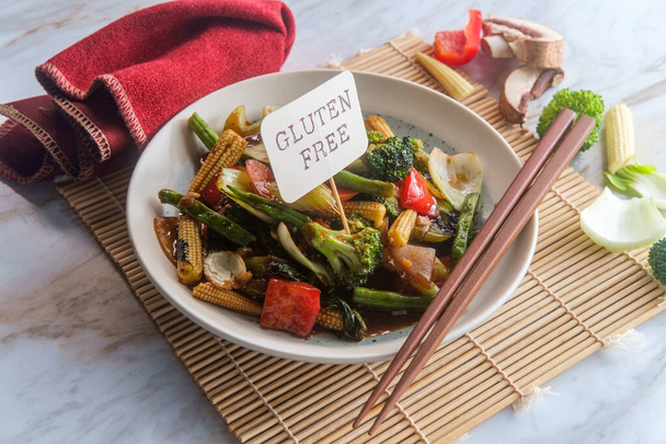 Budda's delight sauteed mélange de légumes chinois sans gluten - Photo, image