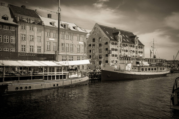 Bela arquitetura Copenhague, viajar ao redor Copenhague
 - Foto, Imagem