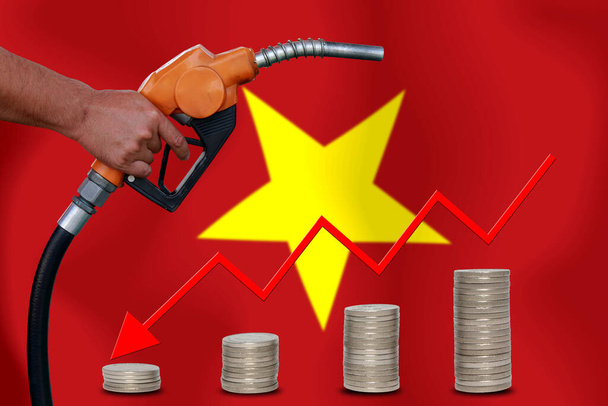 Мировой график цен на нефть на фоне флага
 - Фото, изображение