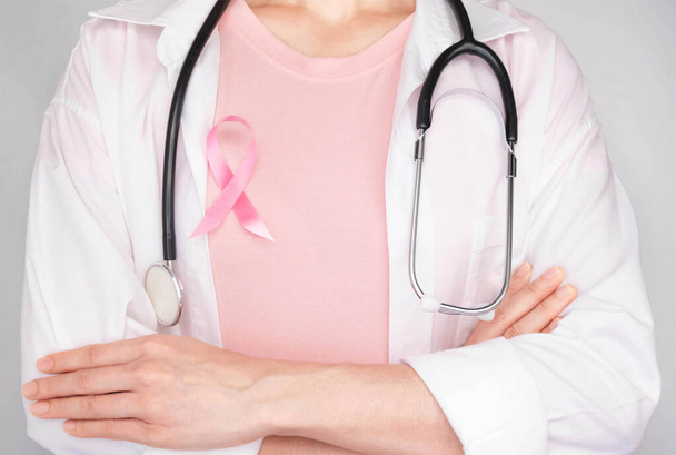 World Breast Cancer Day Concept,health care - Pink ribbon,Stethoscope,red heart for breast cancer awareness, symbolic bow color raising awareness on people living with women's breast tumor ill - Foto, Imagen