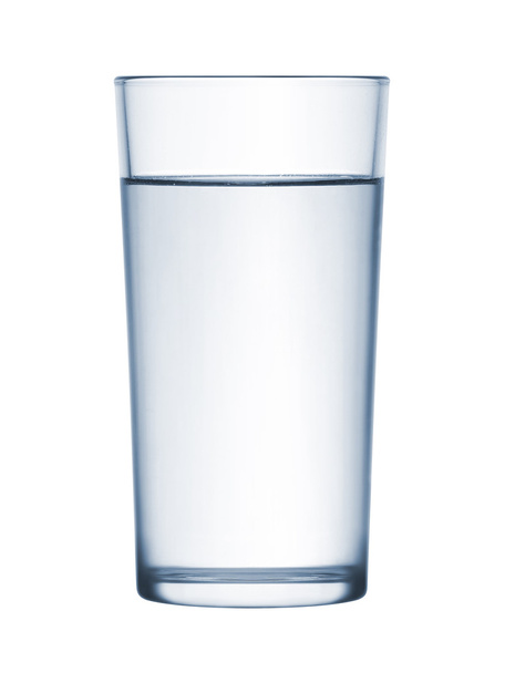 glas water op witte achtergrond - Foto, afbeelding