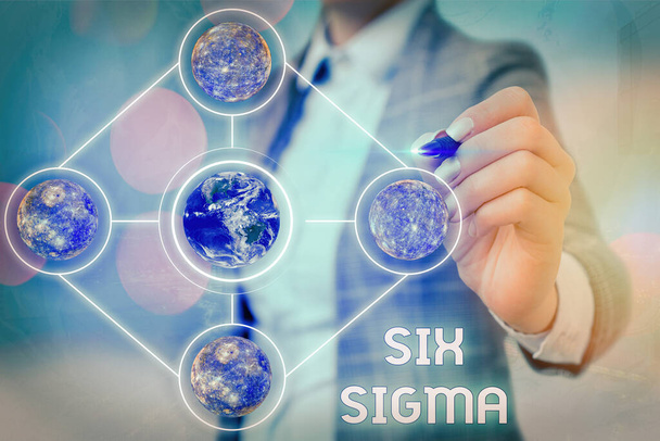 Píšu textovku Six Sigma. Obchodní koncepce pro soubor manažerských technik určených ke zlepšení obchodního procesu Prvky tohoto obrazu poskytnuté NASA. - Fotografie, Obrázek