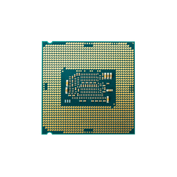 Moderne CPU processor chip geïsoleerd op witte achtergrond. Selecteer focus en met clipping pad - Foto, afbeelding