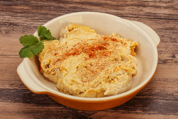 Cucina dietetica vegana - humus con paprica - Foto, immagini