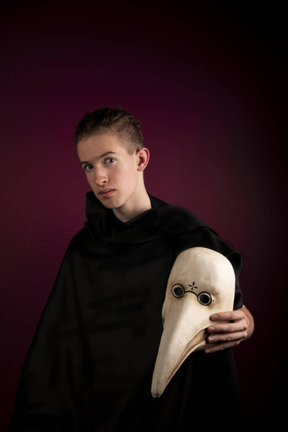 Young boy with plague doctor mask - Photo, Image