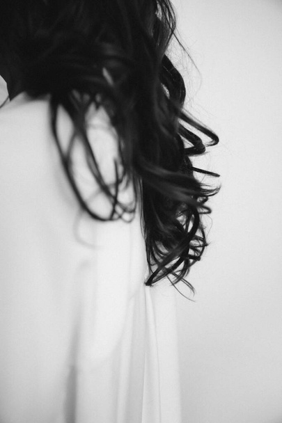 details of body black and white portrait of beautiful girl - Фото, зображення