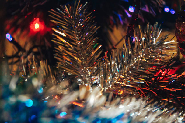 Christmas tree is standing in the room shooting close-up - Φωτογραφία, εικόνα