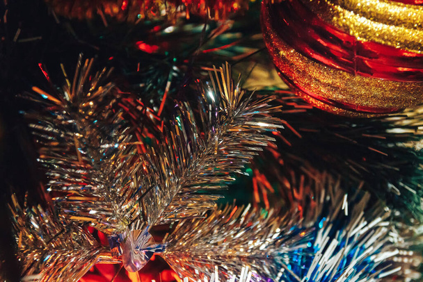 Christmas tree is standing in the room shooting close-up - 写真・画像