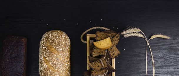 High fibre healthy breads with wholegrain rye bread, buckwheat bread, crackers with seeds, high in antioxidants, fiber, omega 3, vitamins and protein with low gi, Copy space - Photo, Image