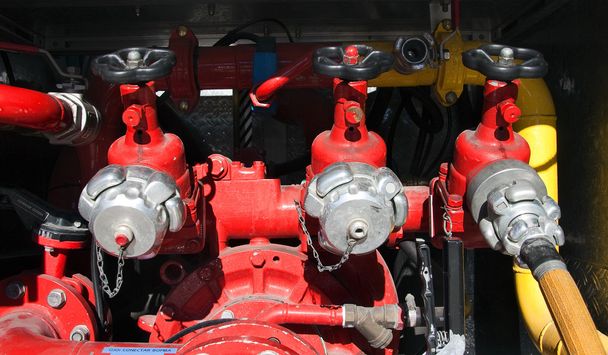 Tűzoltó hidraulika szerszámgép tűzoltóautó - Fotó, kép