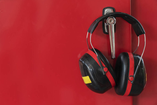 Protecteurs d'oreilles pour la protection contre le bruit, Manchons d'oreilles
. - Photo, image