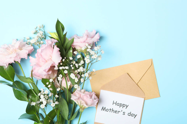 flowers and gifts on the table. March 8 concept, mother's day, womens day, birthday. - Foto, Imagen
