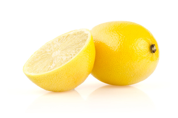 Лимон з половиною на білому тлі
 - Фото, зображення