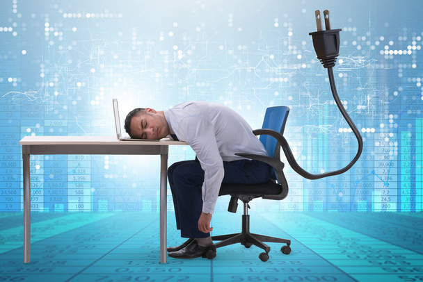 Empresário perde energia para trabalhar
 - Foto, Imagem