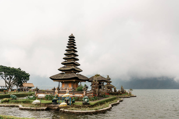 Ulun Danu Beratan Tempel, Bali - Foto, Bild