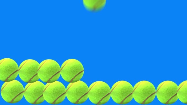 grupa animowanych elementów piłek tenisowych na niebieskim ekranie chroma key - Materiał filmowy, wideo