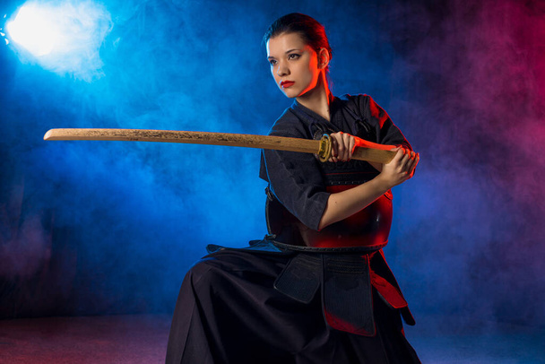 woman love kendo fighting - Foto, Bild