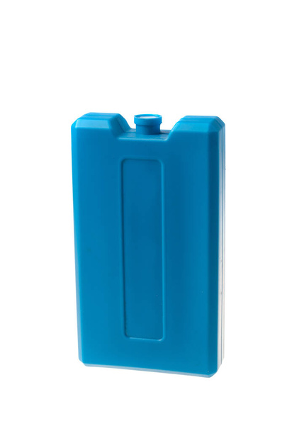 Синя крижана тарілка для охолодження коробки для їжі та напоїв, ізольована на білому тлі
 - Фото, зображення