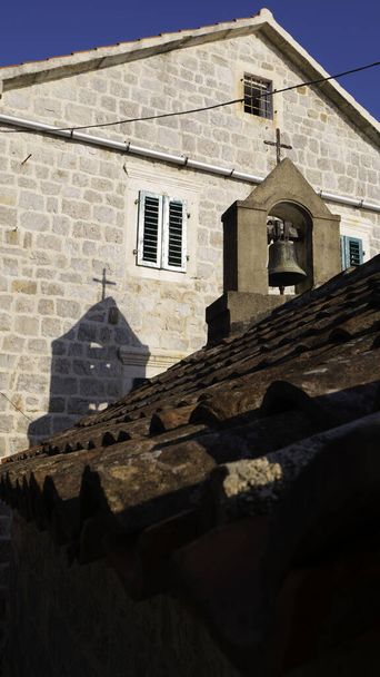 Chiesa 'Gospe od Karmena' (Dame del Carmen), Rose Village, penisola di Lustica, baia di Kotor, Montenegro, Europa
 - Foto, immagini