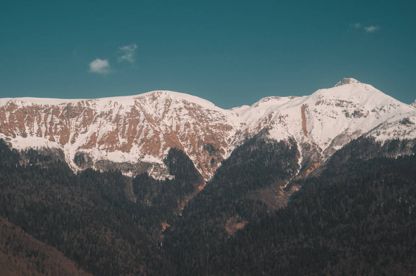 Winter mountains of Krasnaya Polyana - Foto, imagen