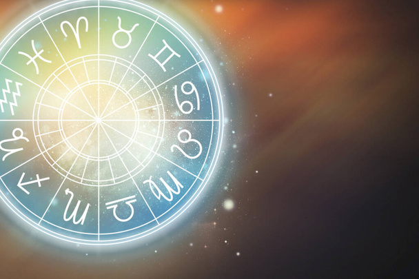 Astrologische Tierkreiszeichen für das Horoskop vor dem Sternenhimmel. Illustration. Kopierraum. - Foto, Bild