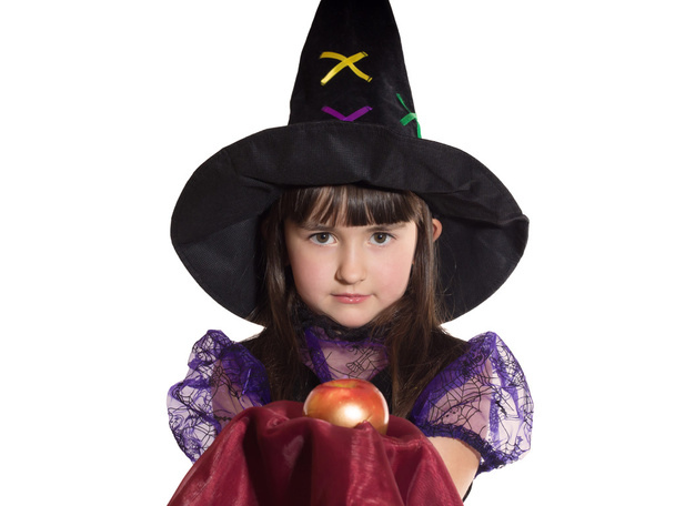 Портрет дівчини в магічному костюмі
 - Фото, зображення