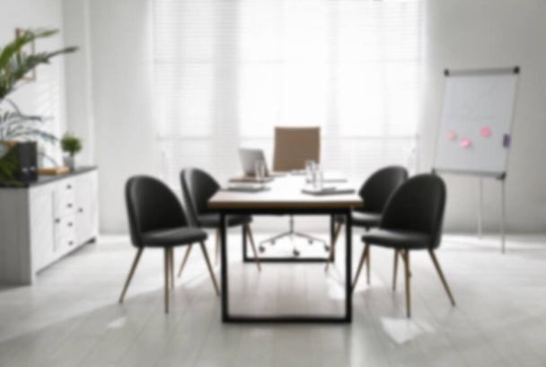Blurred view of modern office interior  - Foto, Bild