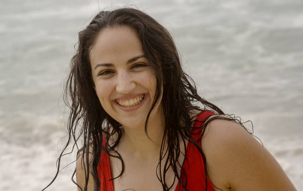 Turkish girl at the beach on a beautiful summer day - Zdjęcie, obraz