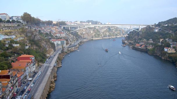 River Douro in the city of Porto in Portugal - Foto, Imagen