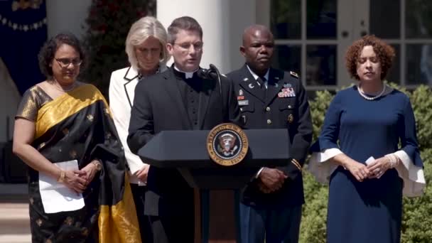 President Trump and the First Lady Take Part in the National Day of Prayer, May 2nd 2019 - Кадры, видео