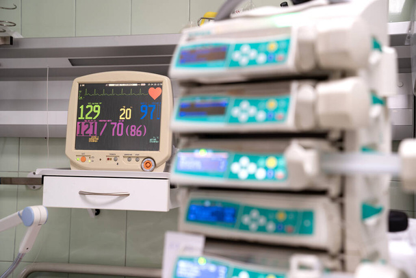 hospital. Monitor resuscitation and anesthesia.  - Photo, Image