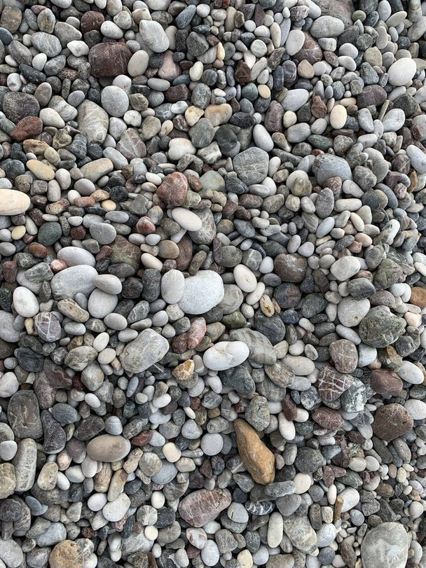 pedras coloridas e de diferentes tamanhos
 - Foto, Imagem