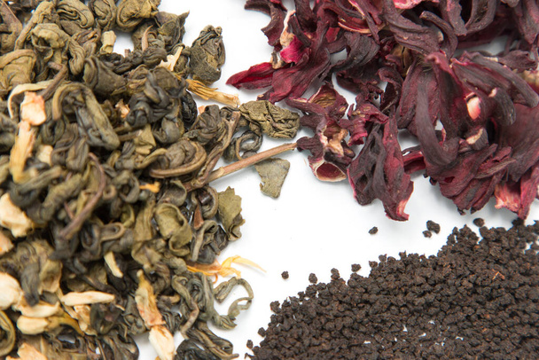 dry green red and black tea on a white background - Photo, Image